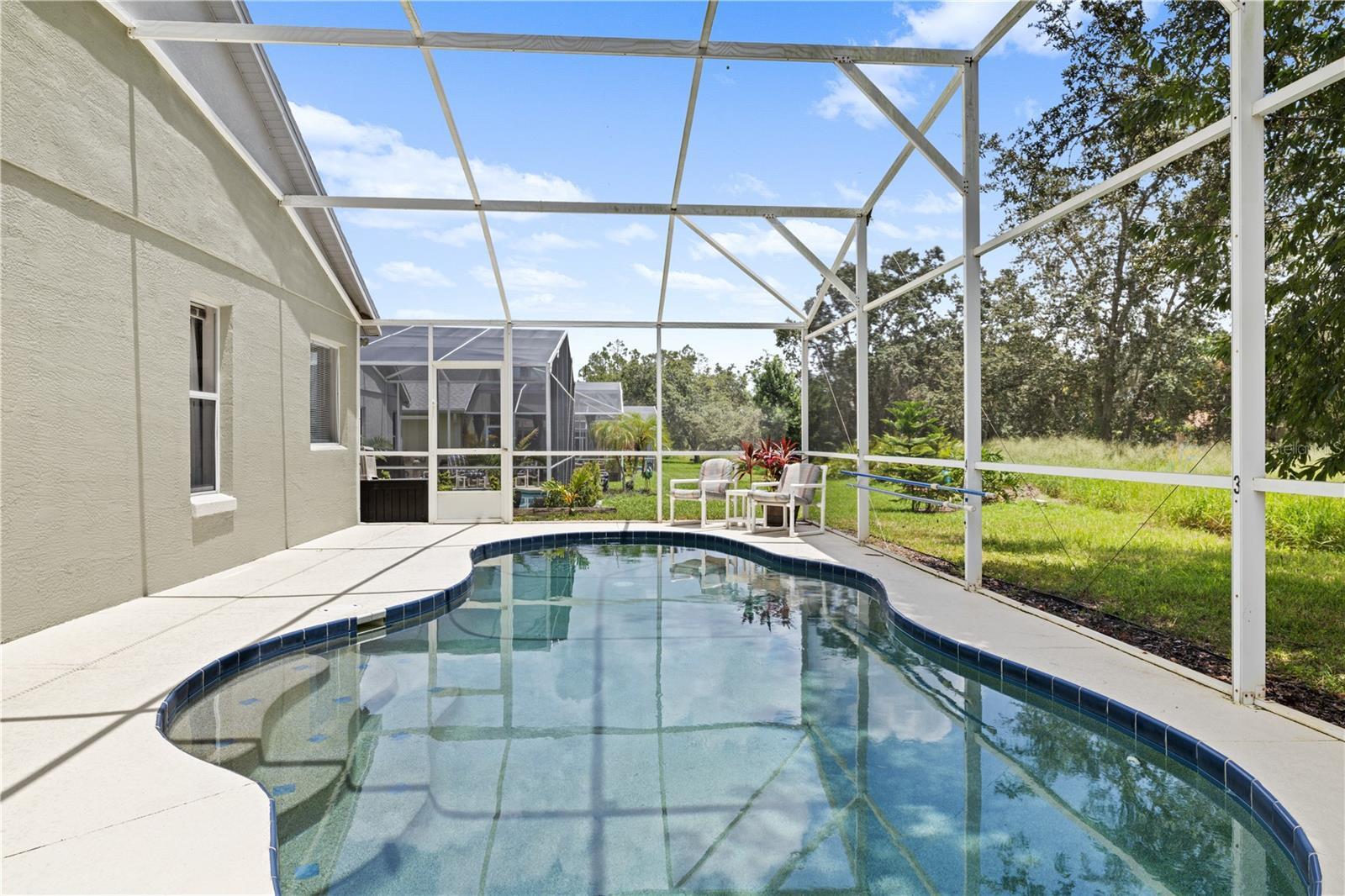 Property Photo: 422 Troon Circle FL 33897