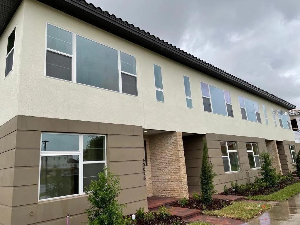 Property Photo:  10024 Sunnifa Alley  FL 32832 