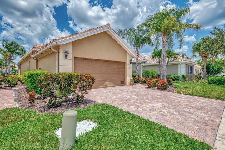Property Photo: 13472 Coluccio Street FL 34293