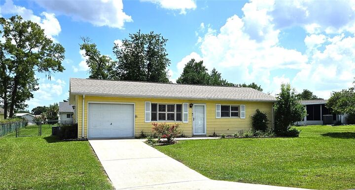 Property Photo: 8274 SW 106th Place FL 34481