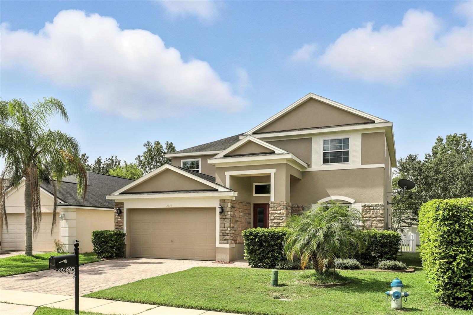 Property Photo: 2923 Spring Heather Place FL 32766