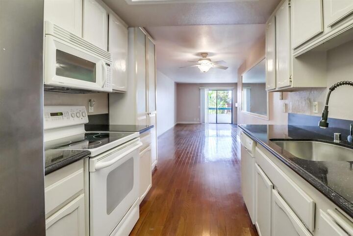 2560 C Street 20  San Diego CA 92102 photo