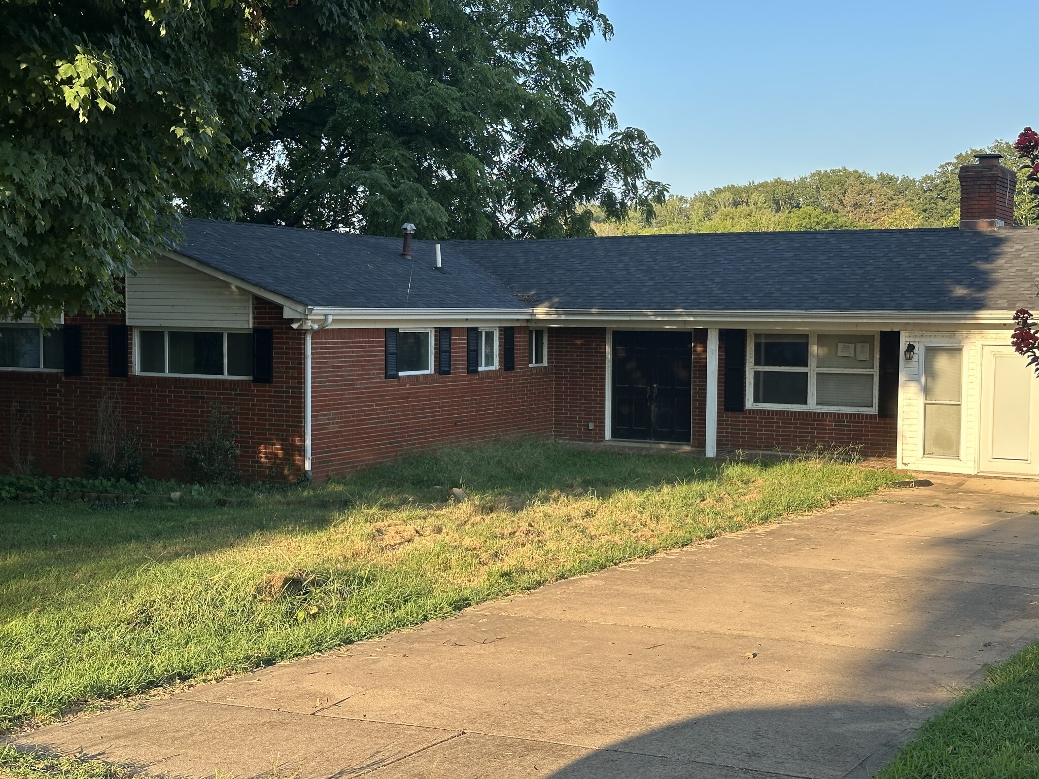 Property Photo:  108 Petty St  TN 37058 