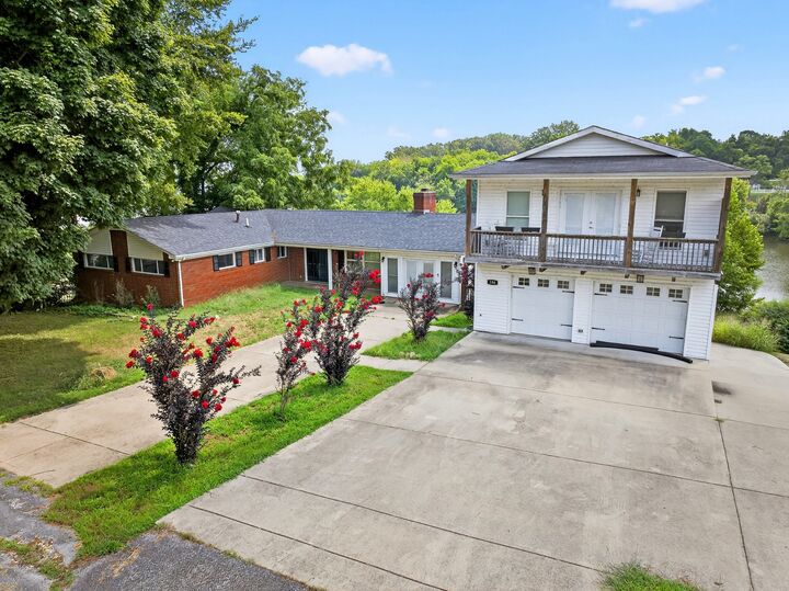 108 Petty St  Dover TN 37058 photo