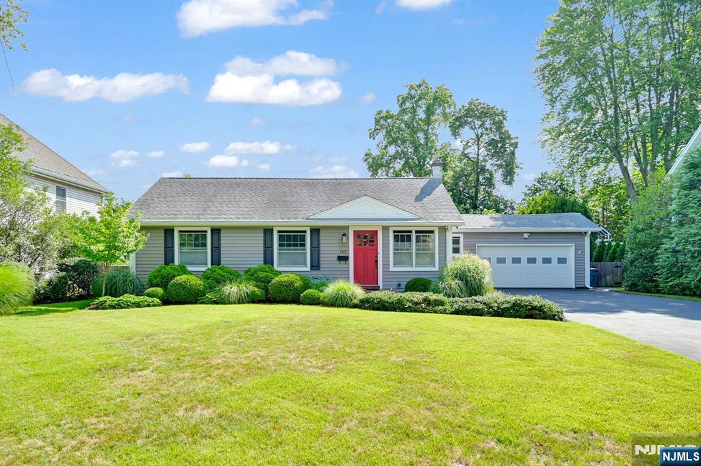 143 Delmar Avenue  Glen Rock NJ 07452 photo