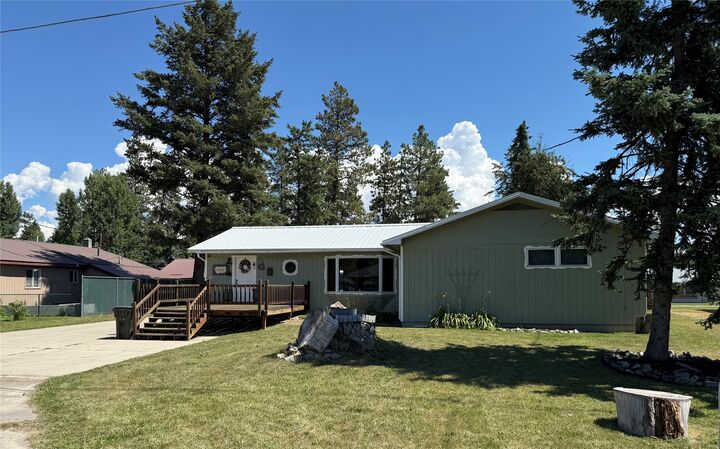 Property Photo:  333 Edgewood Drive  MT 59901 
