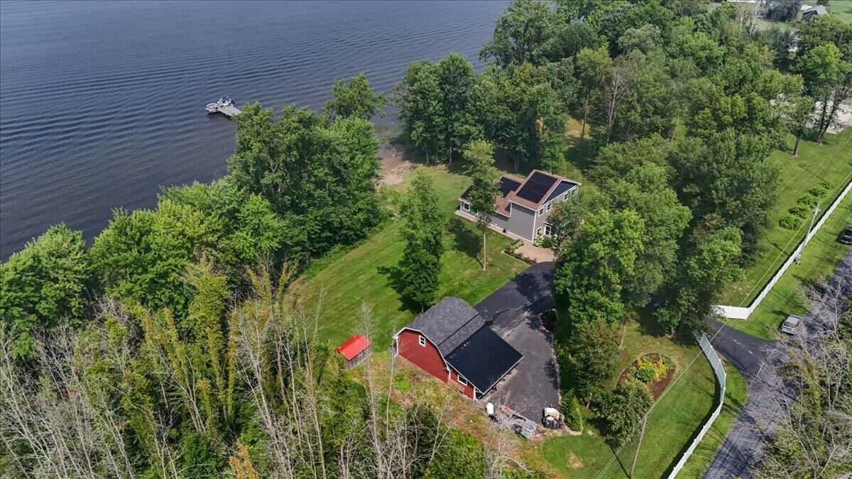 Property Photo: 189 Fee Fee Point Road VT 05474