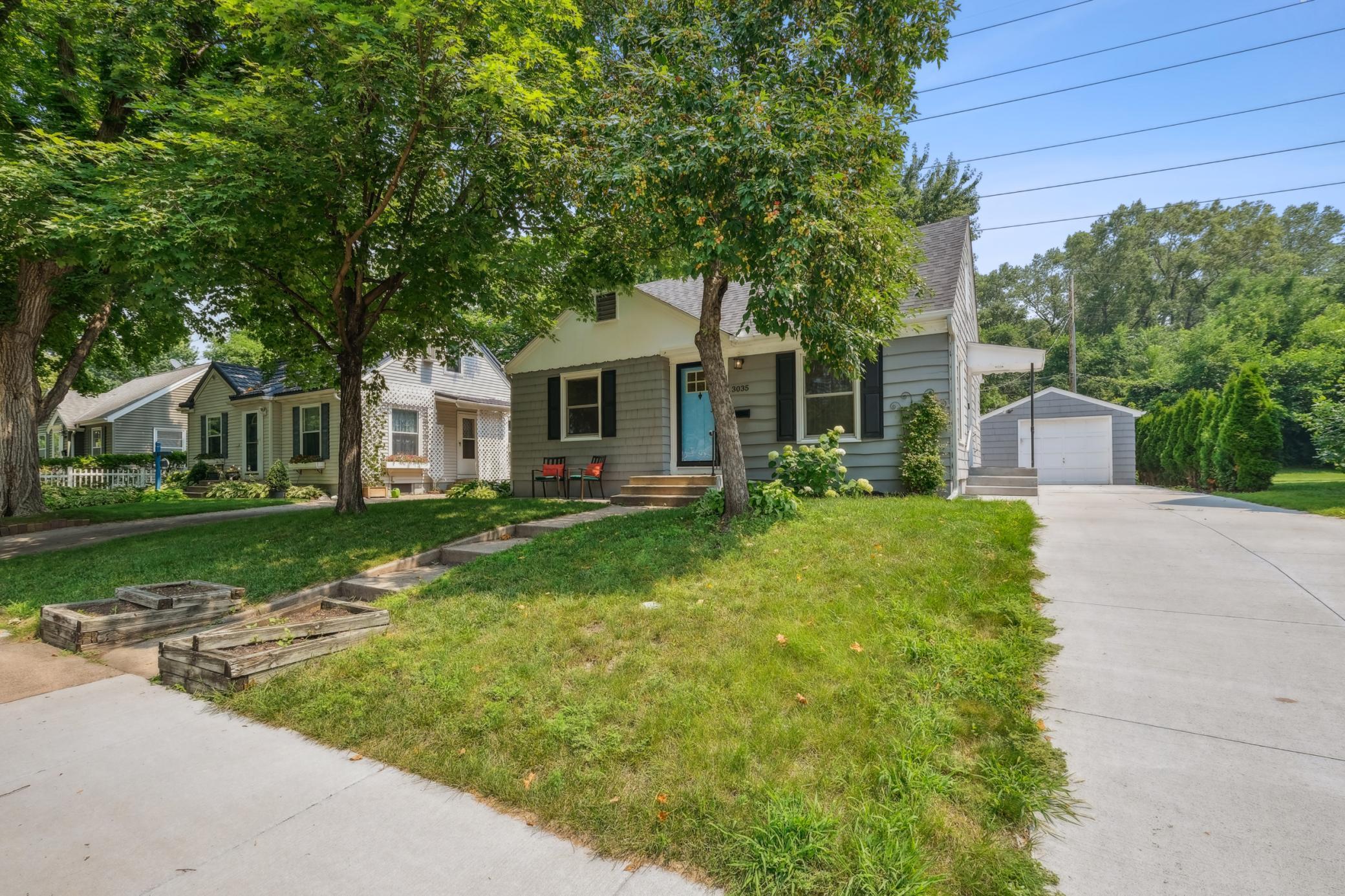 Property Photo:  3035 Brunswick Avenue S  MN 55416 