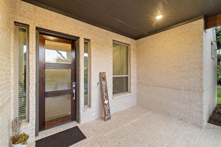 Property Photo: 8218 Glastonbury Drive TX 75035