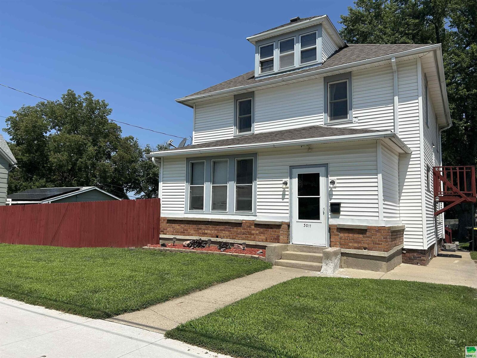 Property Photo: 3011 Dodge Ave IA 51106