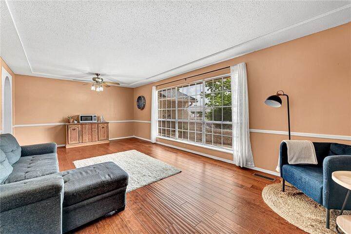 Property Photo:  916 21st Street  AR 72758 