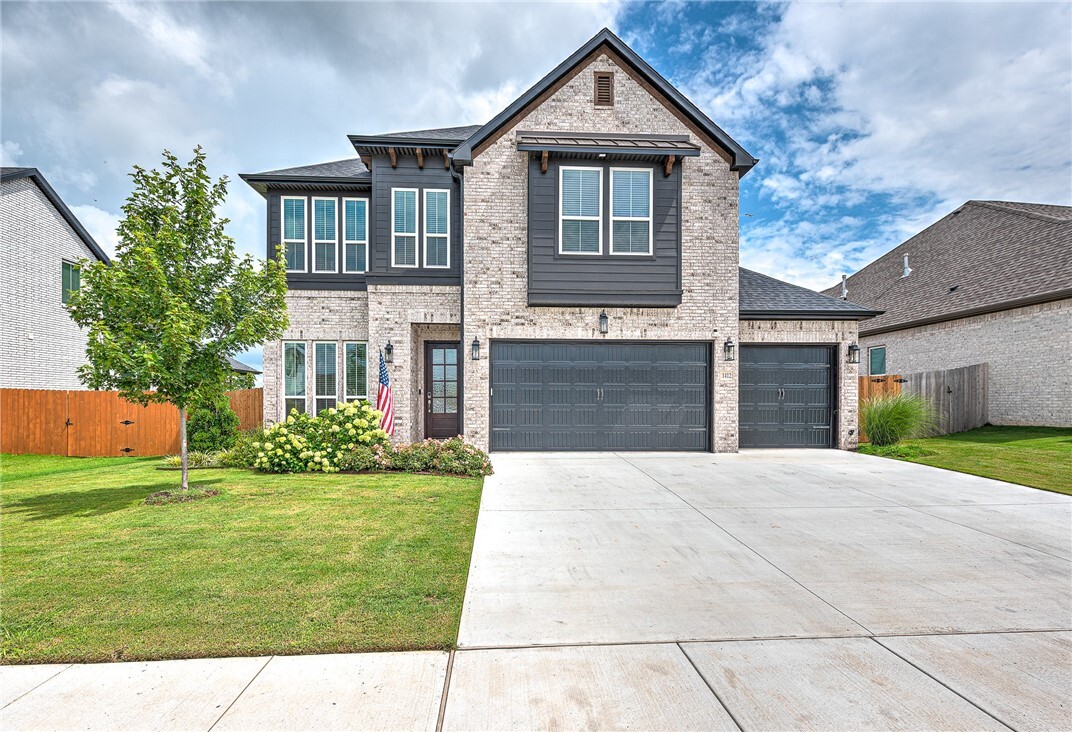 Property Photo: 1412 Spring Water Way AR 72718