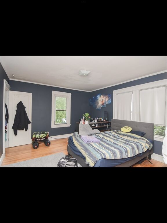 Property Photo:  9 Crest Hill Rd  MA 02145 