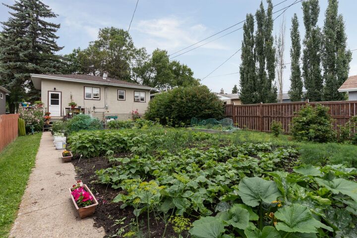 Property Photo: 5229 49 Street AB T4V 1N8