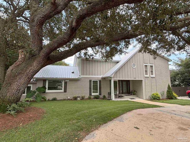 68 Shoreline Dr  Gulf Breeze FL 32561 photo