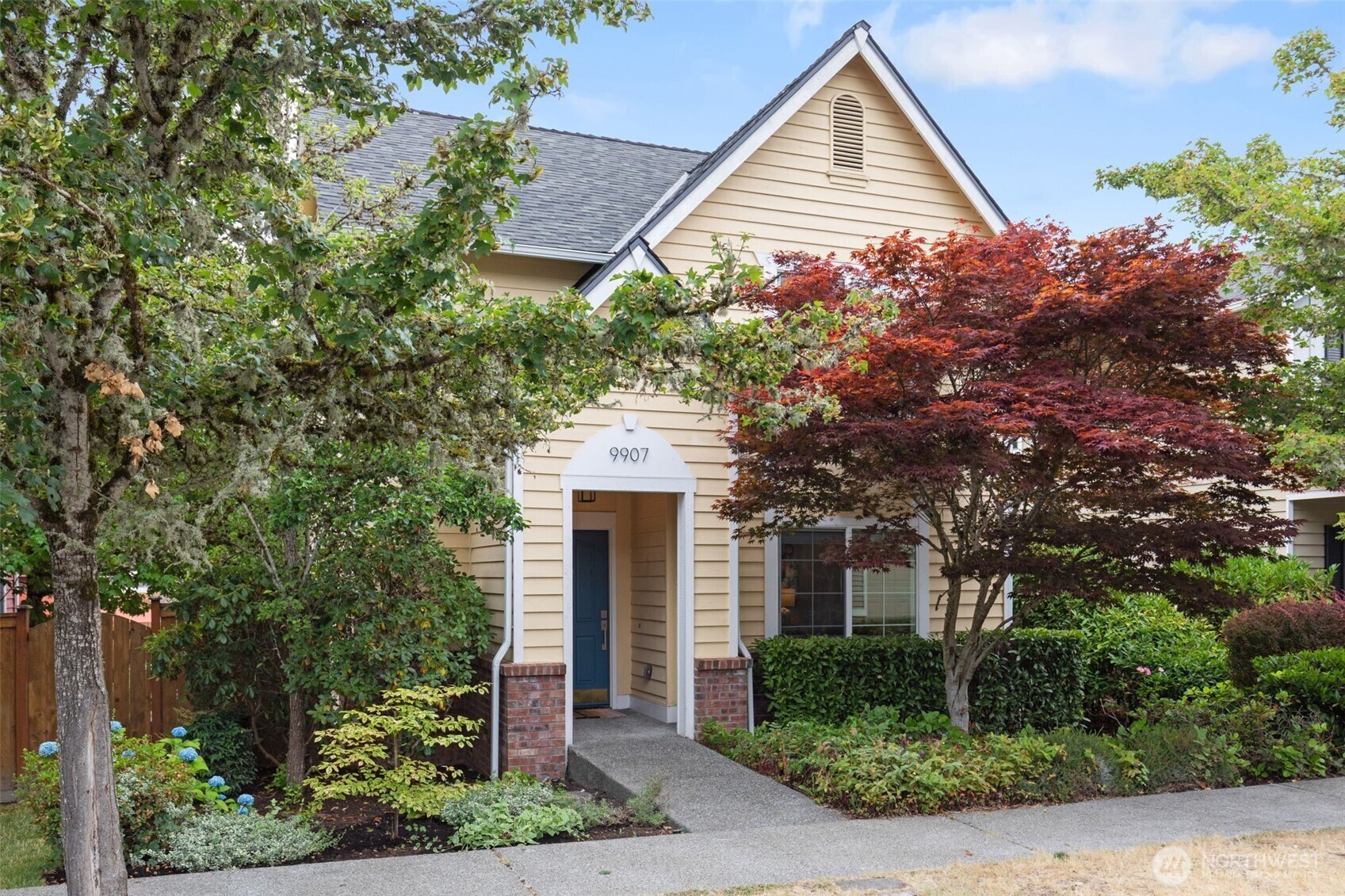 9907  223rd Place NE  Redmond WA 98053 photo