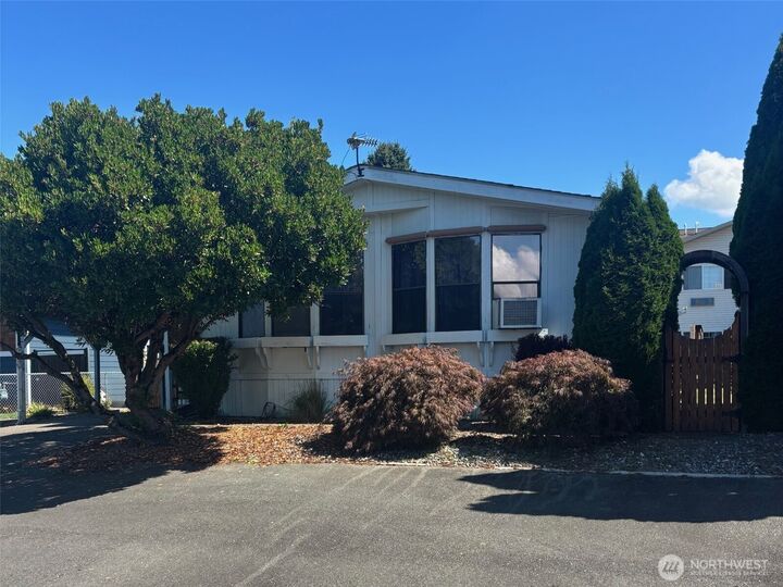 Property Photo: 224 Widnor Drive WA 98274