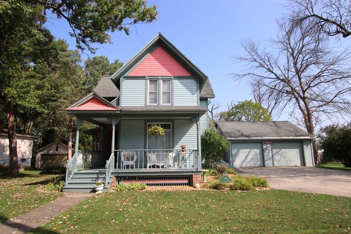 542 Hill Street  Green Lake WI 54941 photo