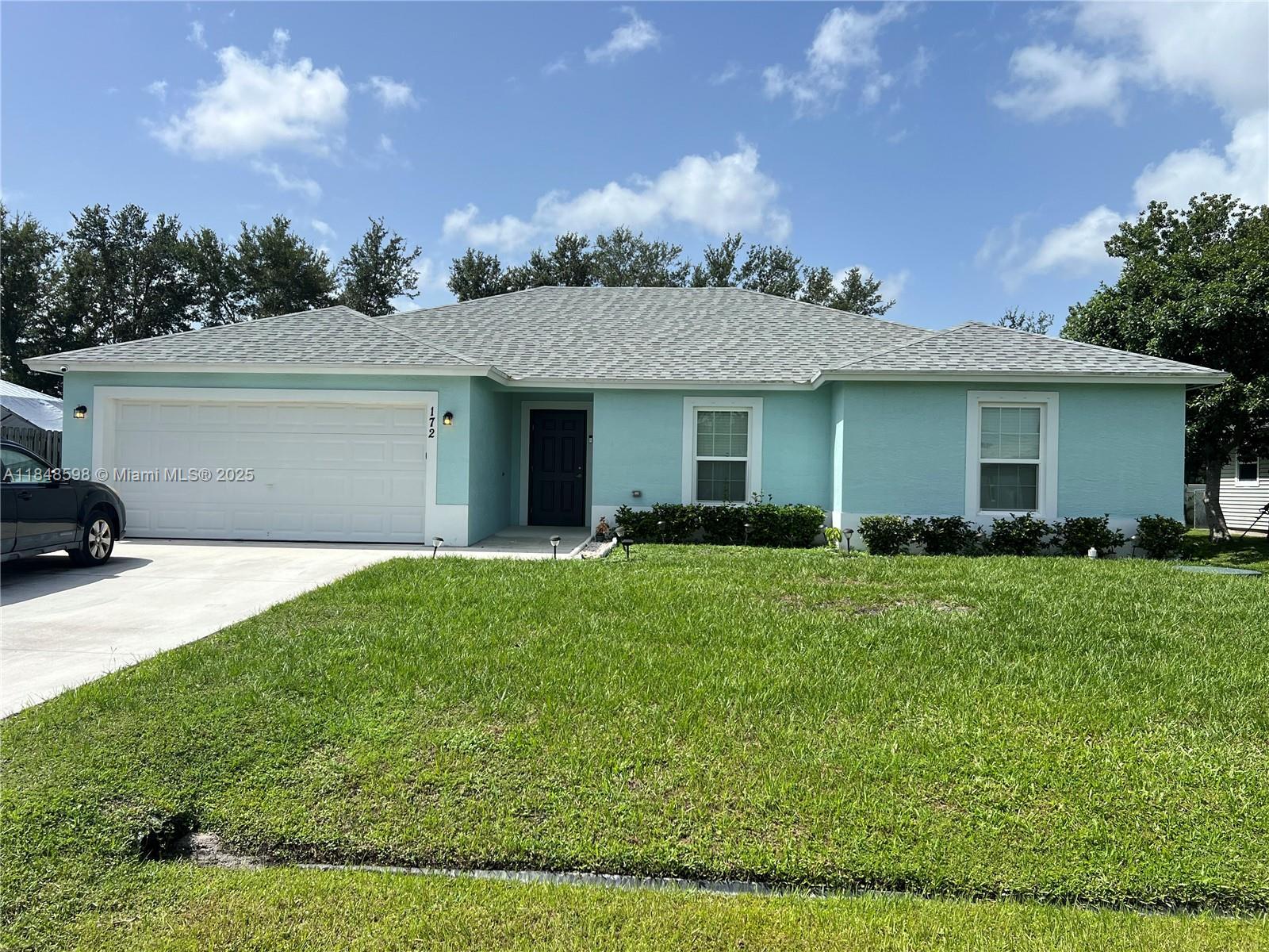 Property Photo:  172 SW Langfield Ave 0  FL 34984 