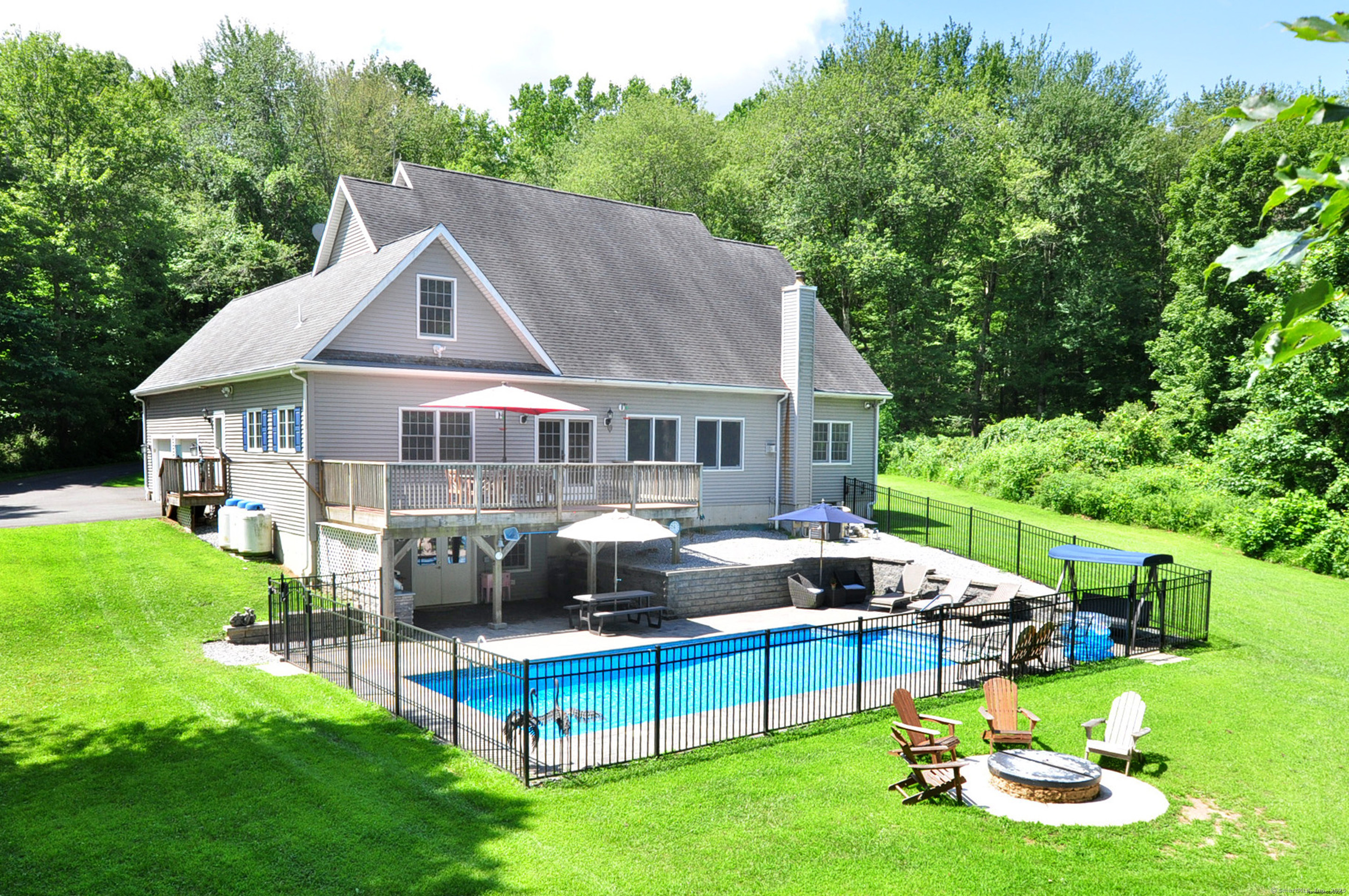 Property Photo:  364 Hoop Pole Hill Road  CT 06798 