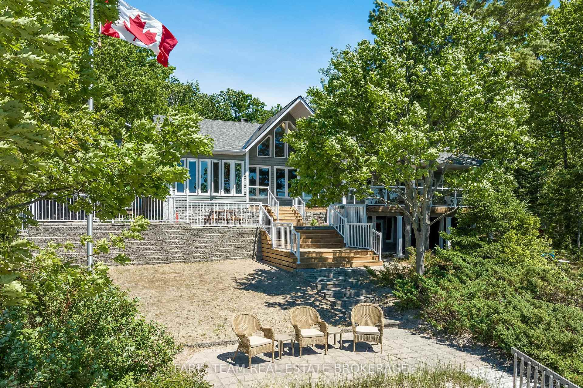 Property Photo: 24 Finley Drive ON L0L 2J0