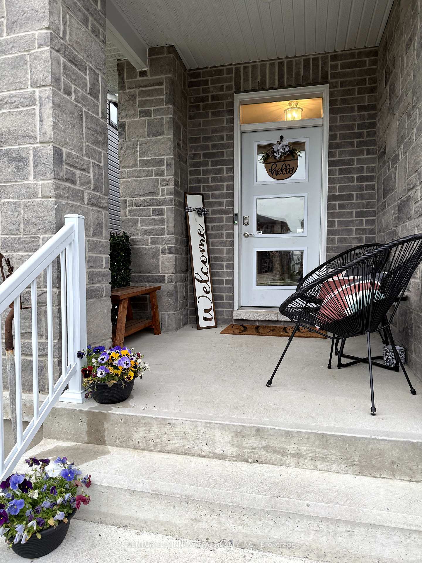 Property Photo:  16 Walden Pond Drive  ON K7N 0E6 
