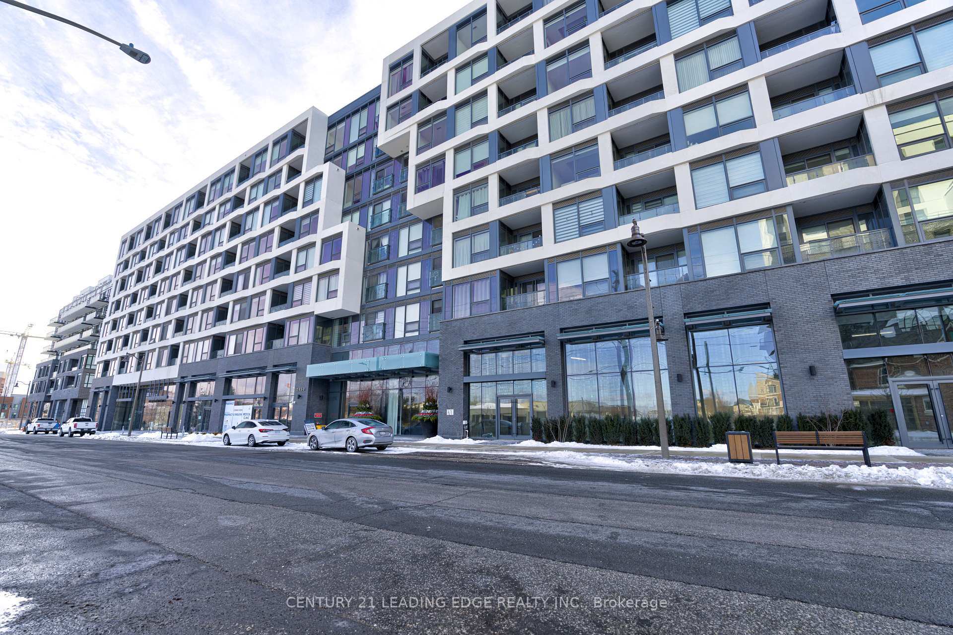 Property Photo:  2450 Old Bronte Road 713  ON L6M 5P6 