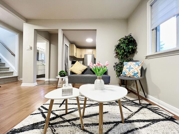 Property Photo:  24 Gentry Crescent  ON L4C 2G9 