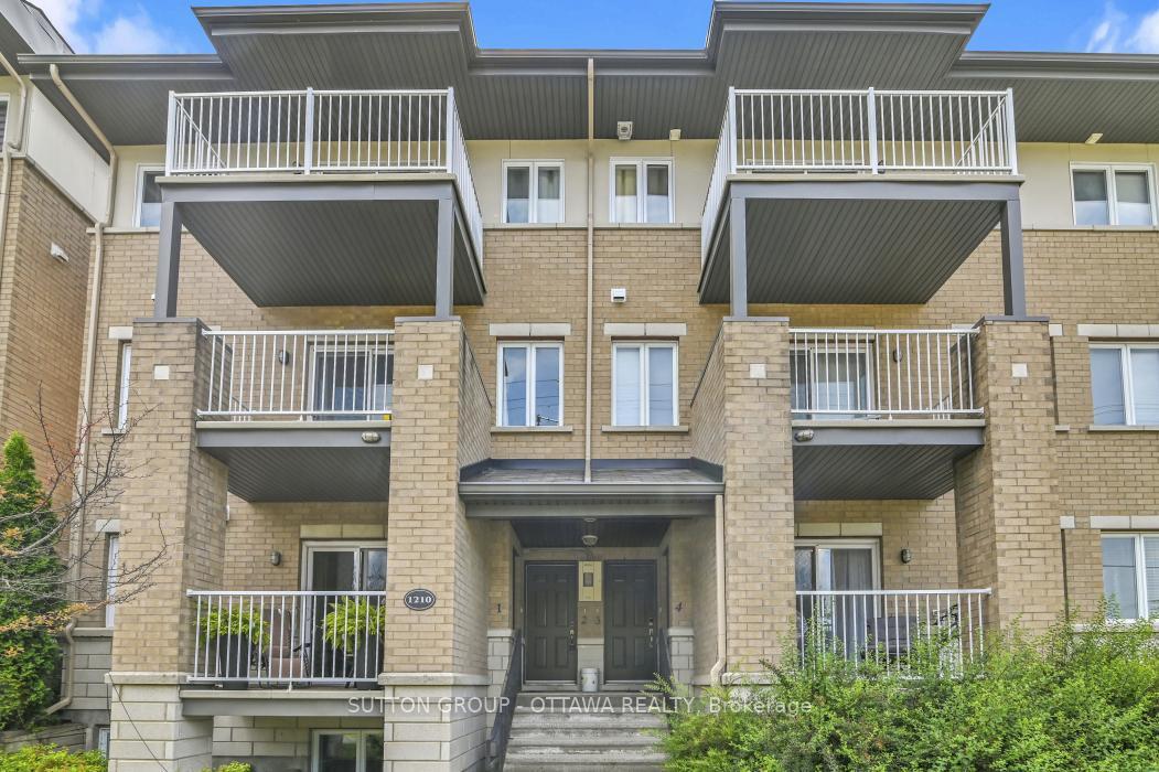 Property Photo:  1210 McWatters Road 4  ON K2C 3Y2 