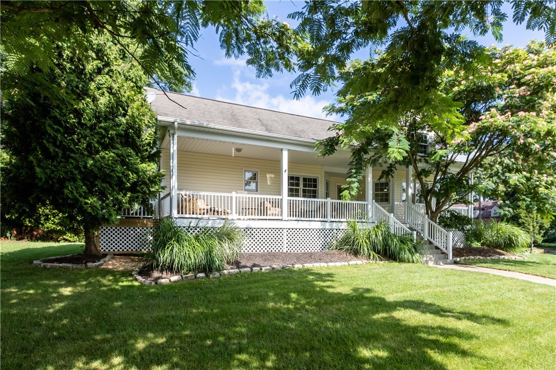 Property Photo: 5646 Willow Terrace PA 15102