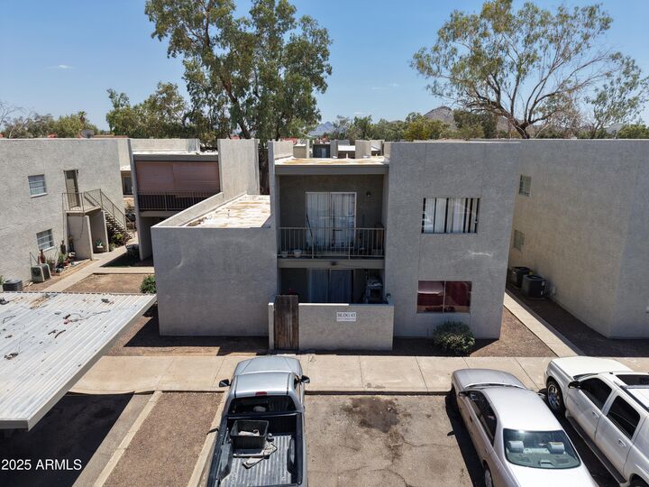 Property Photo:  2813 E Monte Cristo Avenue  AZ 85032 