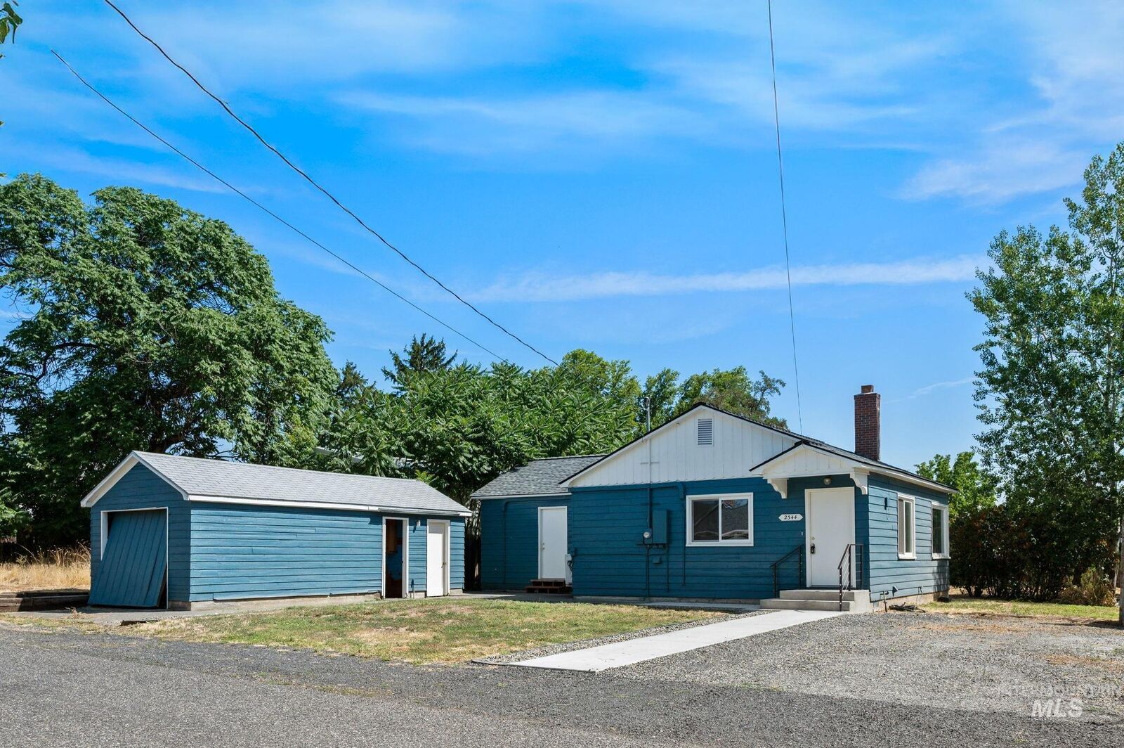 Property Photo:  2344 Valleyview Drive  WA 99403 