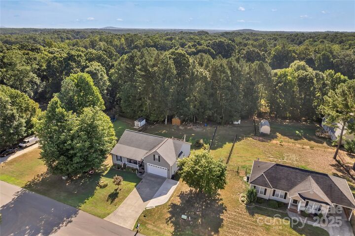 Property Photo: 5108 Sawbill Lane NC 28052
