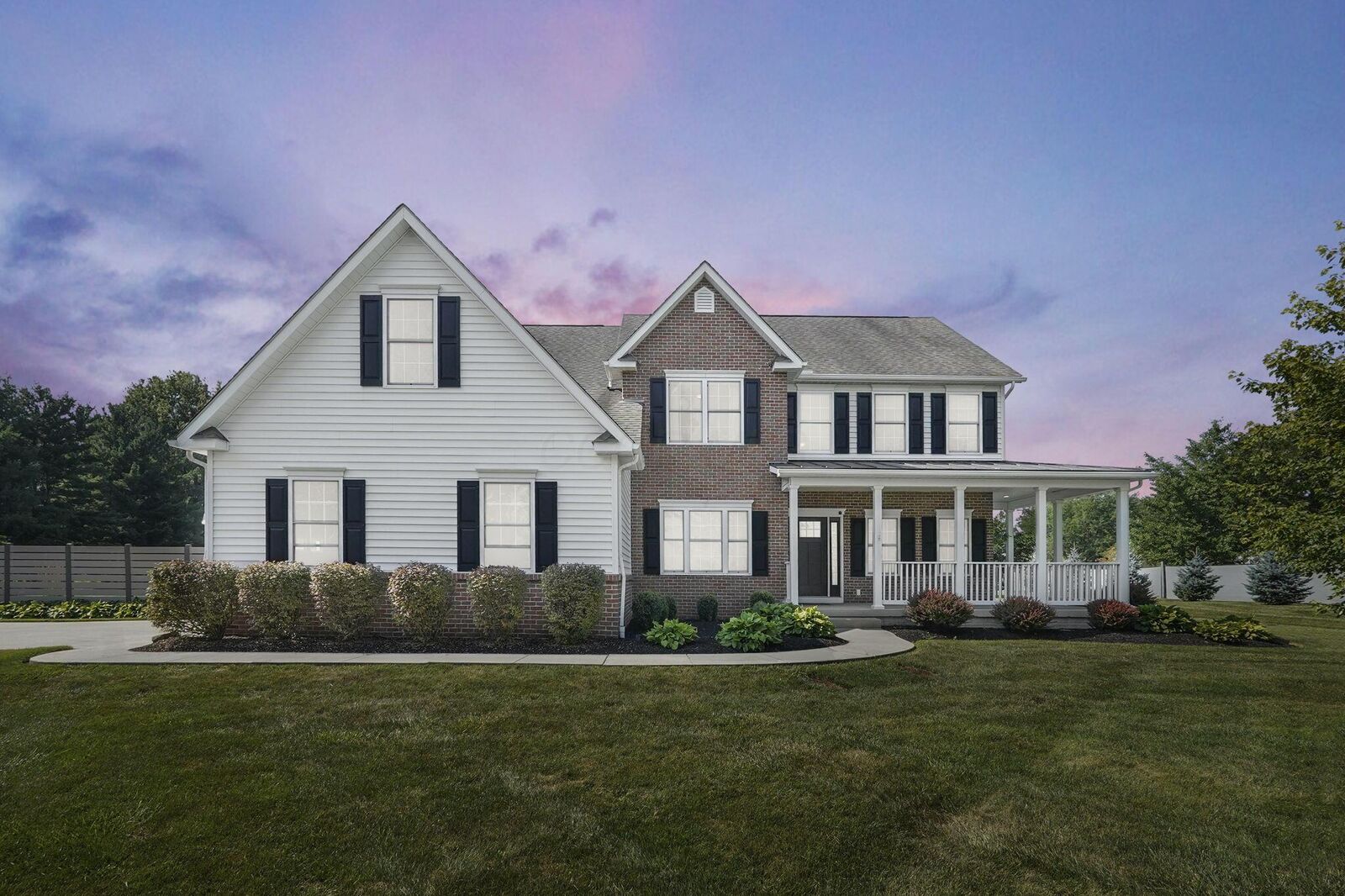 Property Photo:  7525 Hayden Run Road  OH 43026 