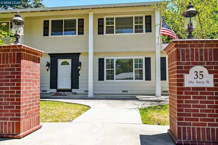 Property Photo: 35 Alta Sierra Pl CA 94507
