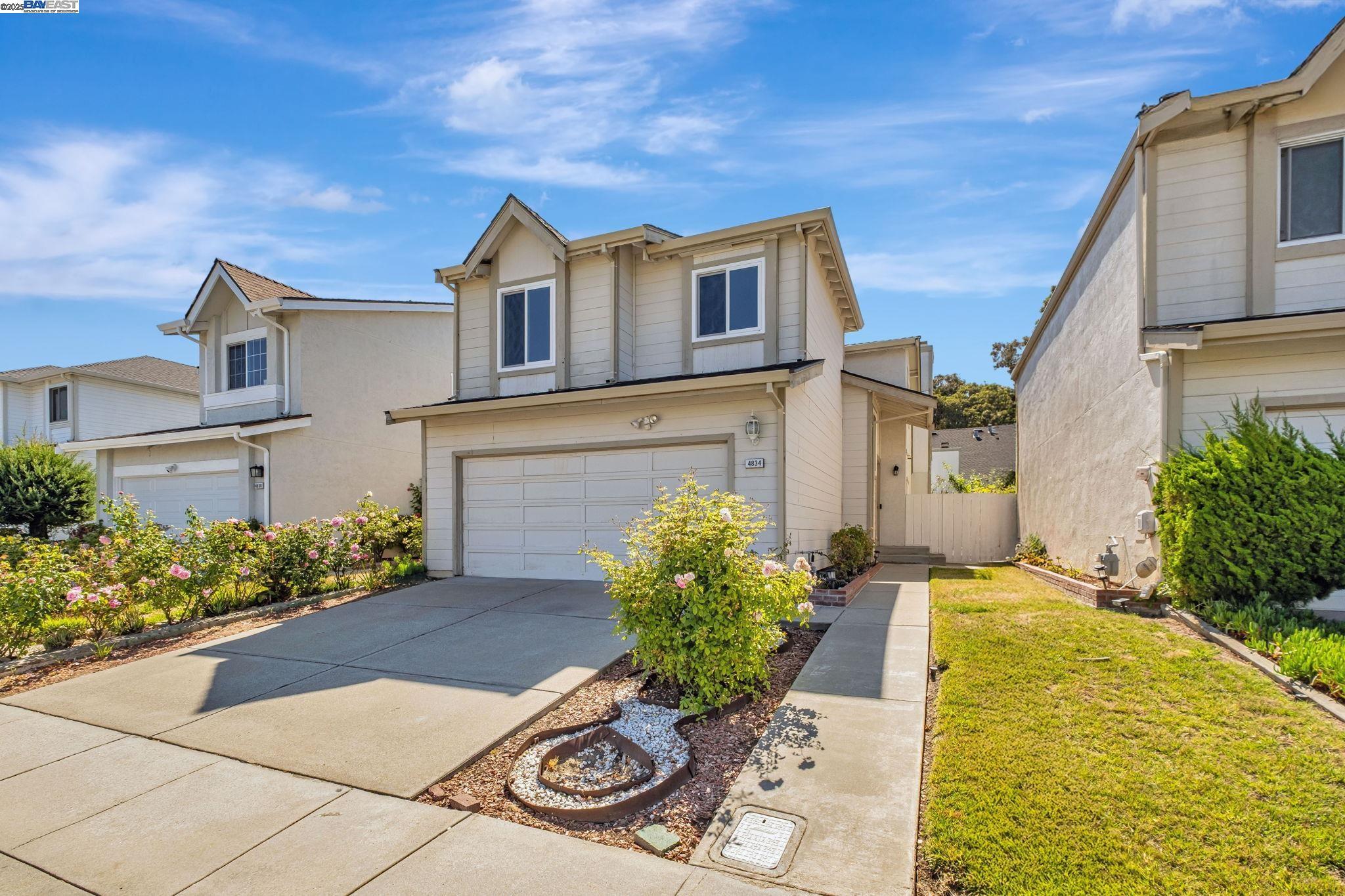 Property Photo:  4834 Garnet Cmn  CA 94555 