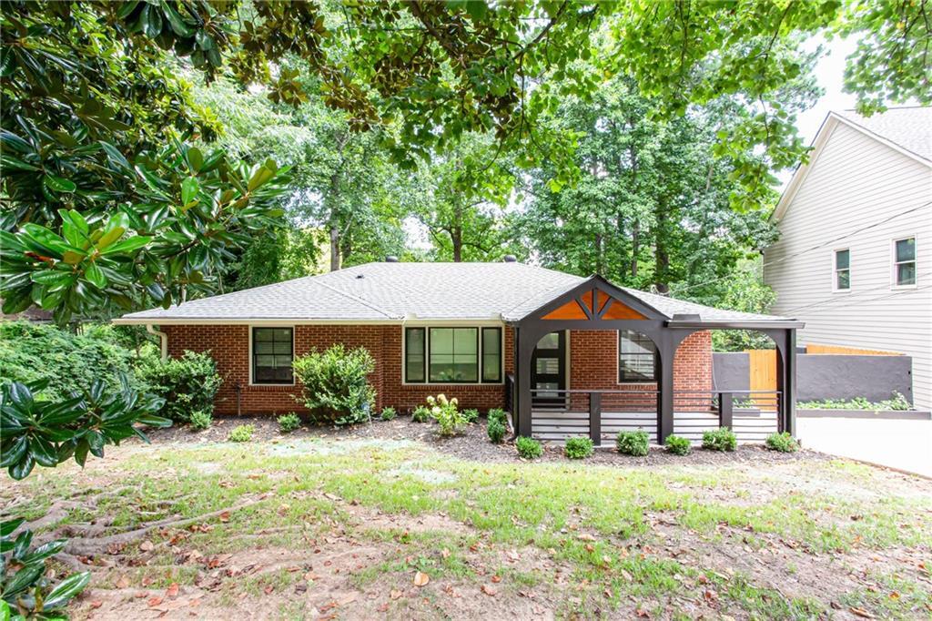 Property Photo: 629 Clairmont Circle GA 30033