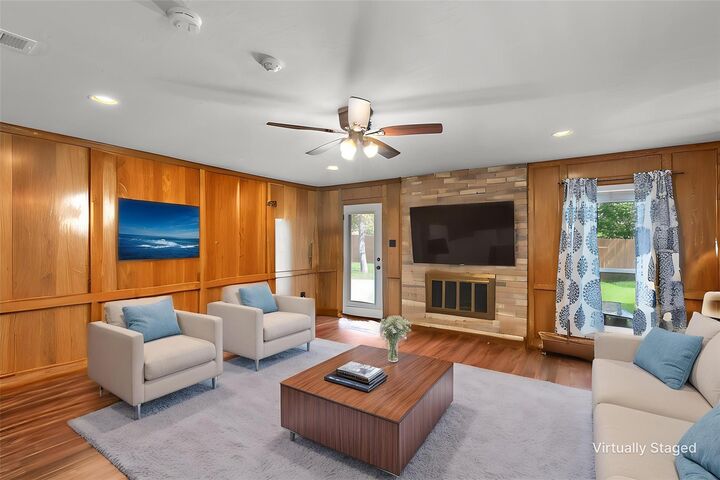 Property Photo: 4122 Warwick Lane TX 77802