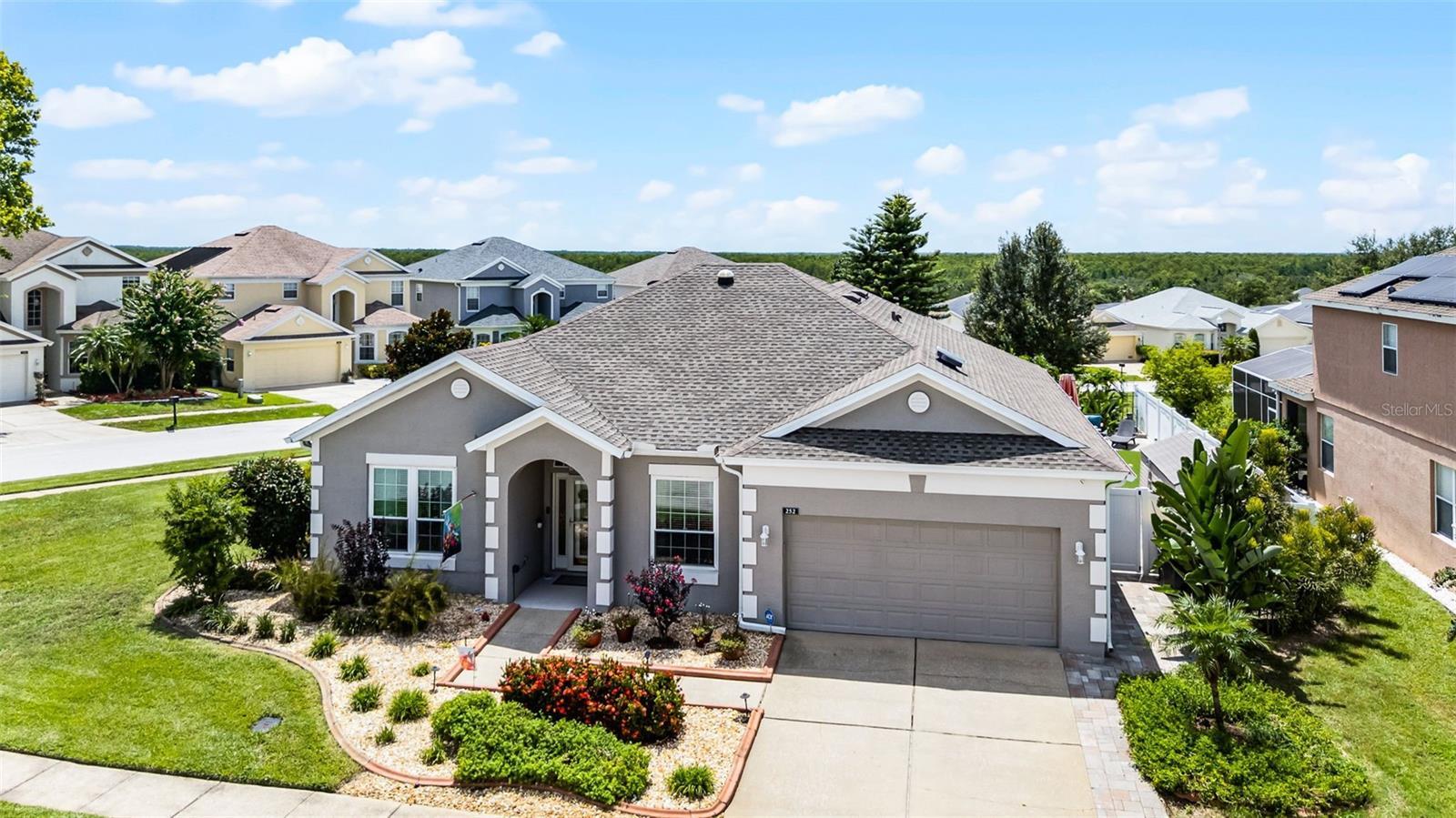 Property Photo: 252 Churchill Park Drive FL 33897