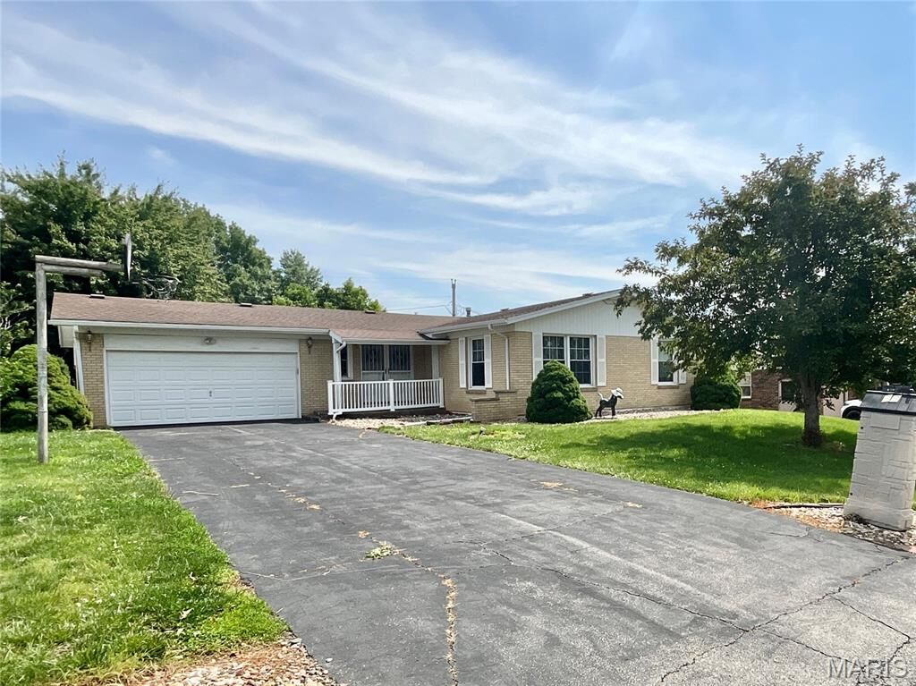 Property Photo: 39 Hillcrest Drive MO 63401