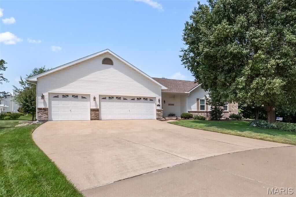 Property Photo: 2603 Winter Haven Drive MO 63366