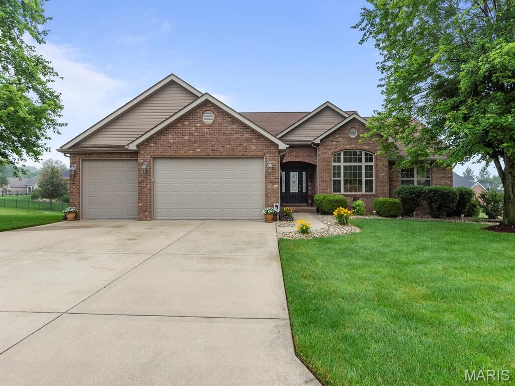 Property Photo:  6508 Augies Way Place  IL 62260 