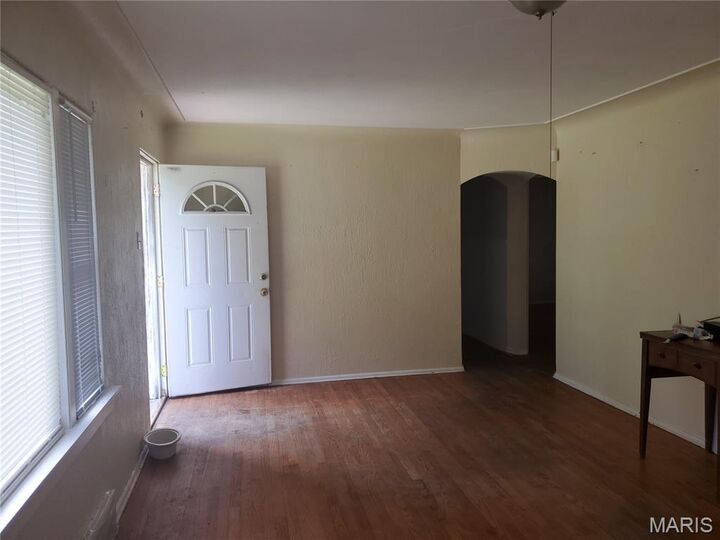 Property Photo:  768 Leon Street  IL 62206