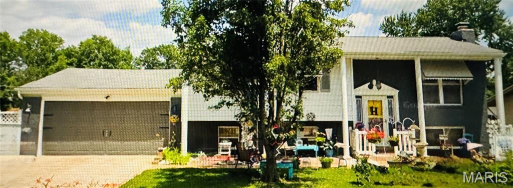 Property Photo: 1918 Lone Pine Drive MO 63010