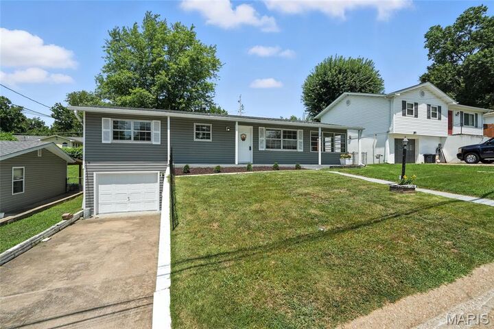 Property Photo: 13 Darby Lane MO 63019