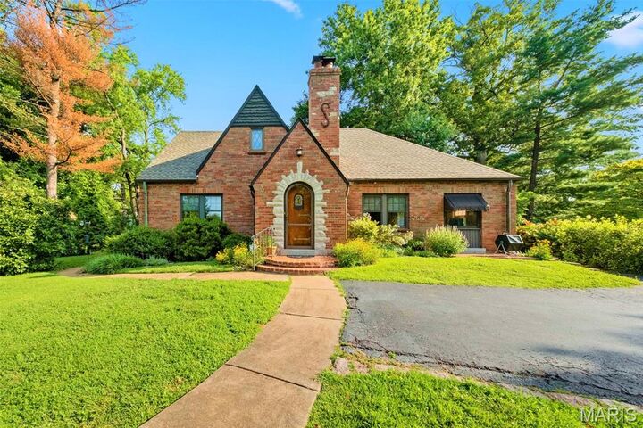 1407 Coburg Lands Drive  Bellefontaine Nghbrs MO 63137 photo