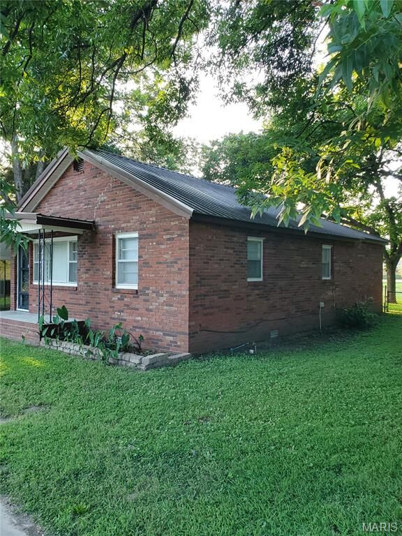 Property Photo: 407 Wilbur Street MO 63845