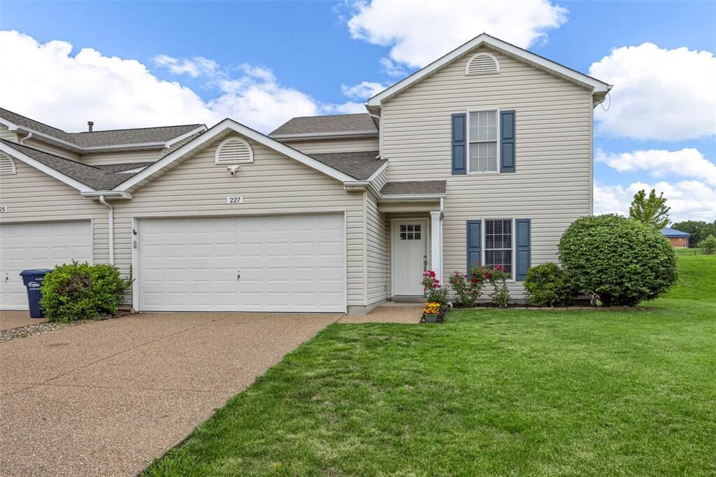 Property Photo: 227 New Richmond Drive MO 63385