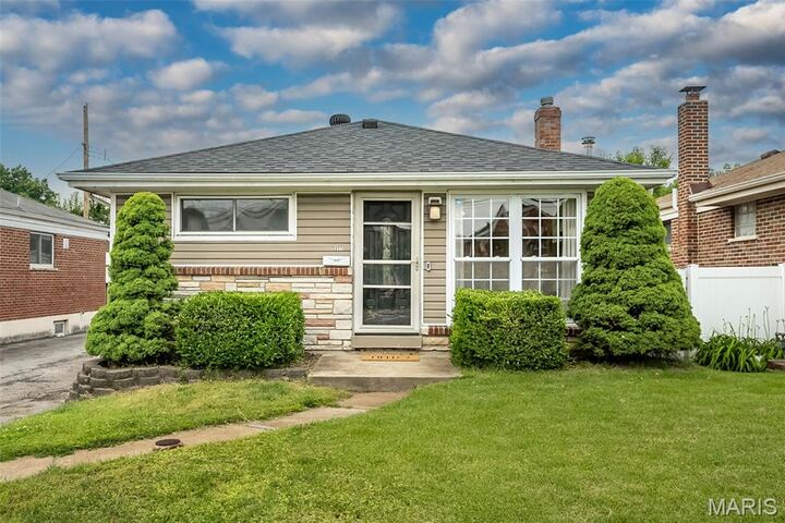9327 Mackenzie Road  Affton MO 63123 photo