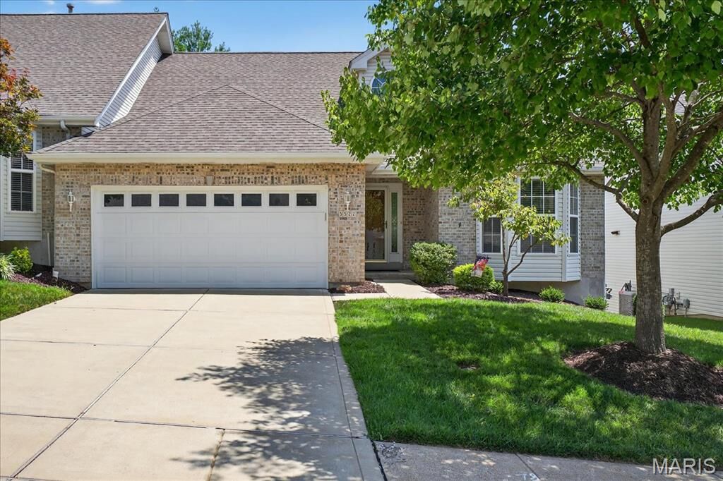 Property Photo: 5522 Remington Villas Court MO 63129